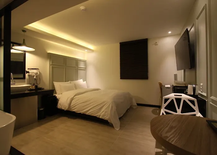 Hotel Premier Xym 2*